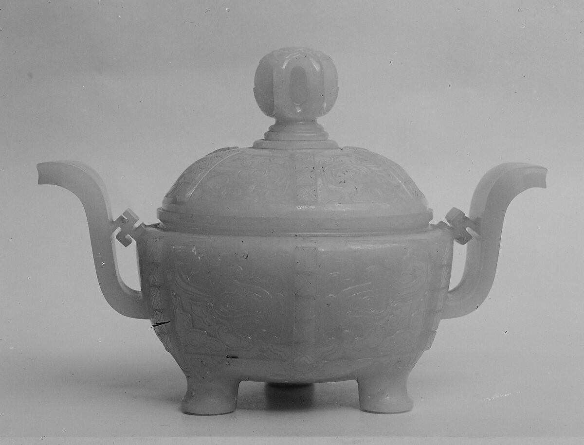 Covered incense burner, Nephrite, China 