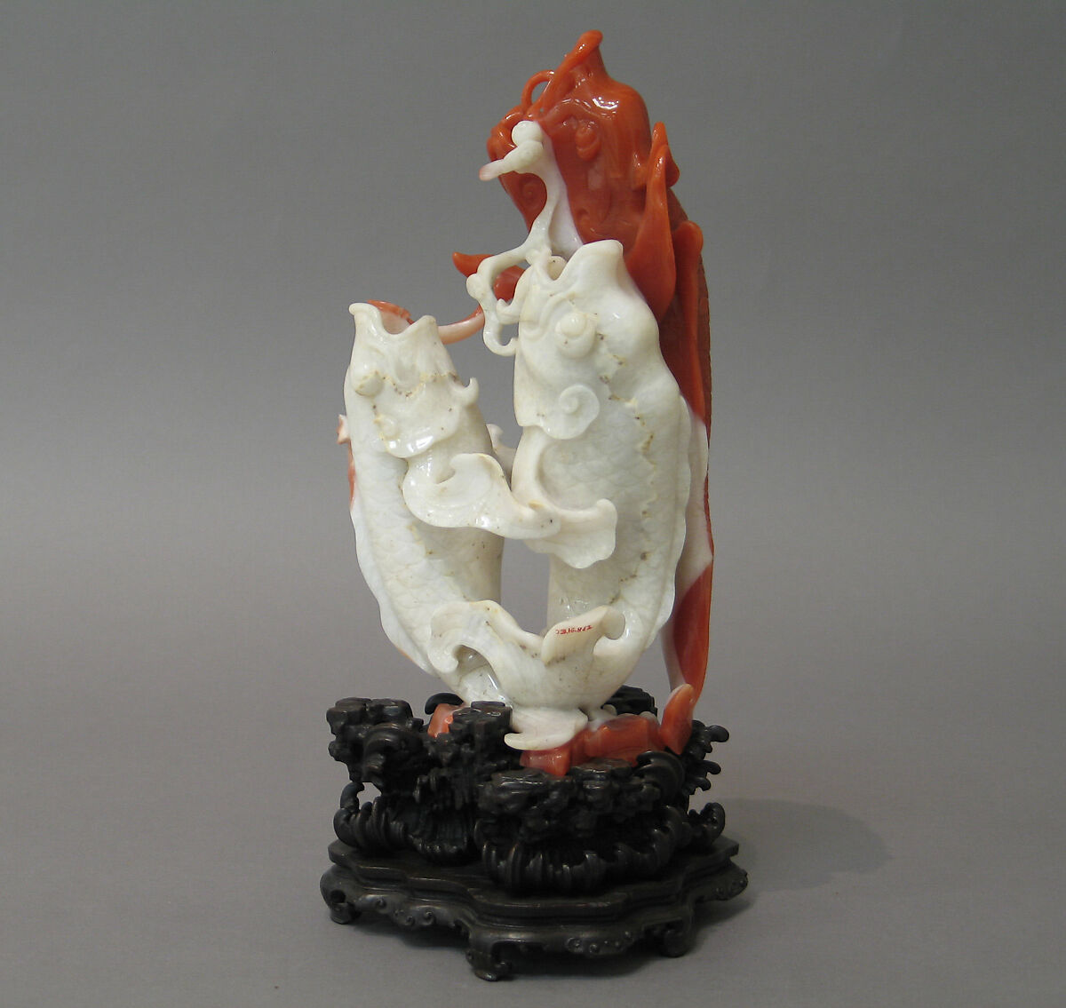 Three fish, Carnelian and white agate, China 