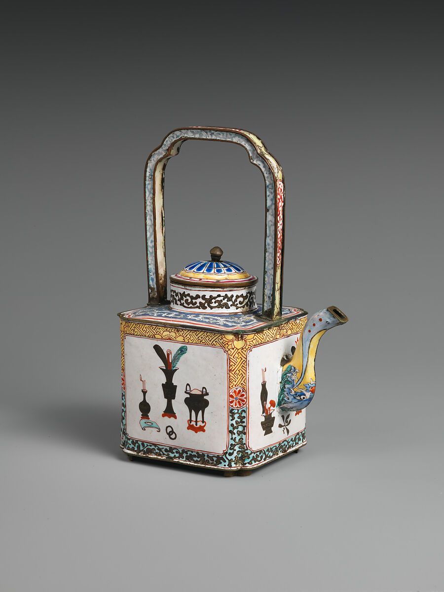Teapot with Pattern of the "Hundred Antiques", Painted enamel, China
