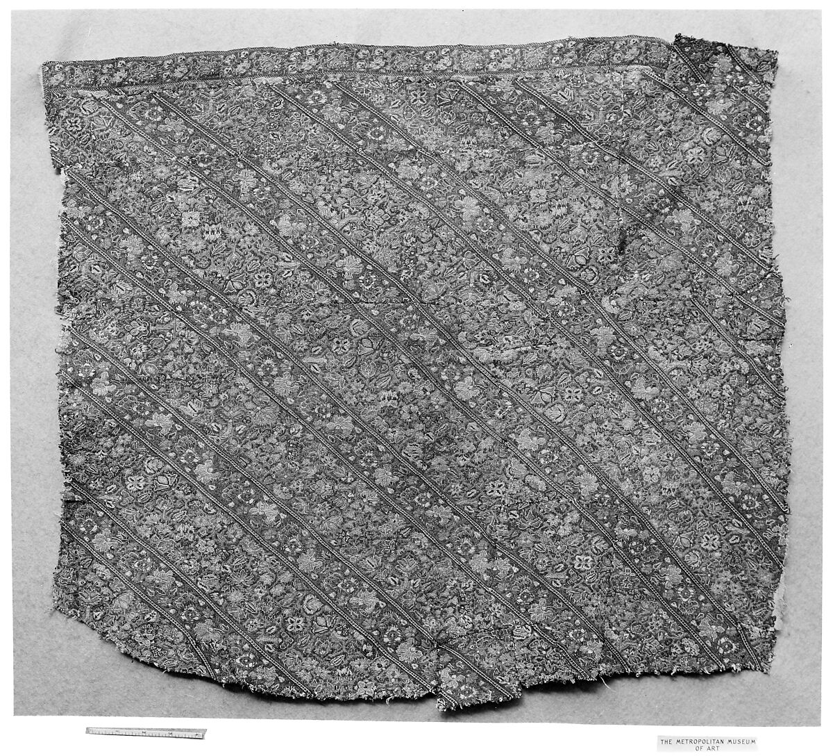 Textile Fragment, Linen (?), silk; embroidered