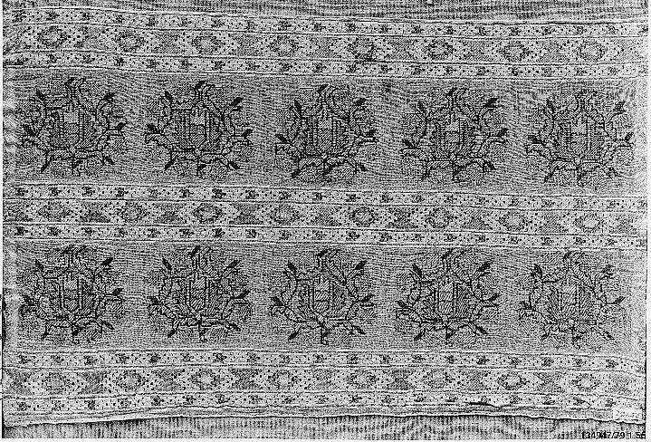 Textile Fragment, Linen, silk; plain weave, embroidered