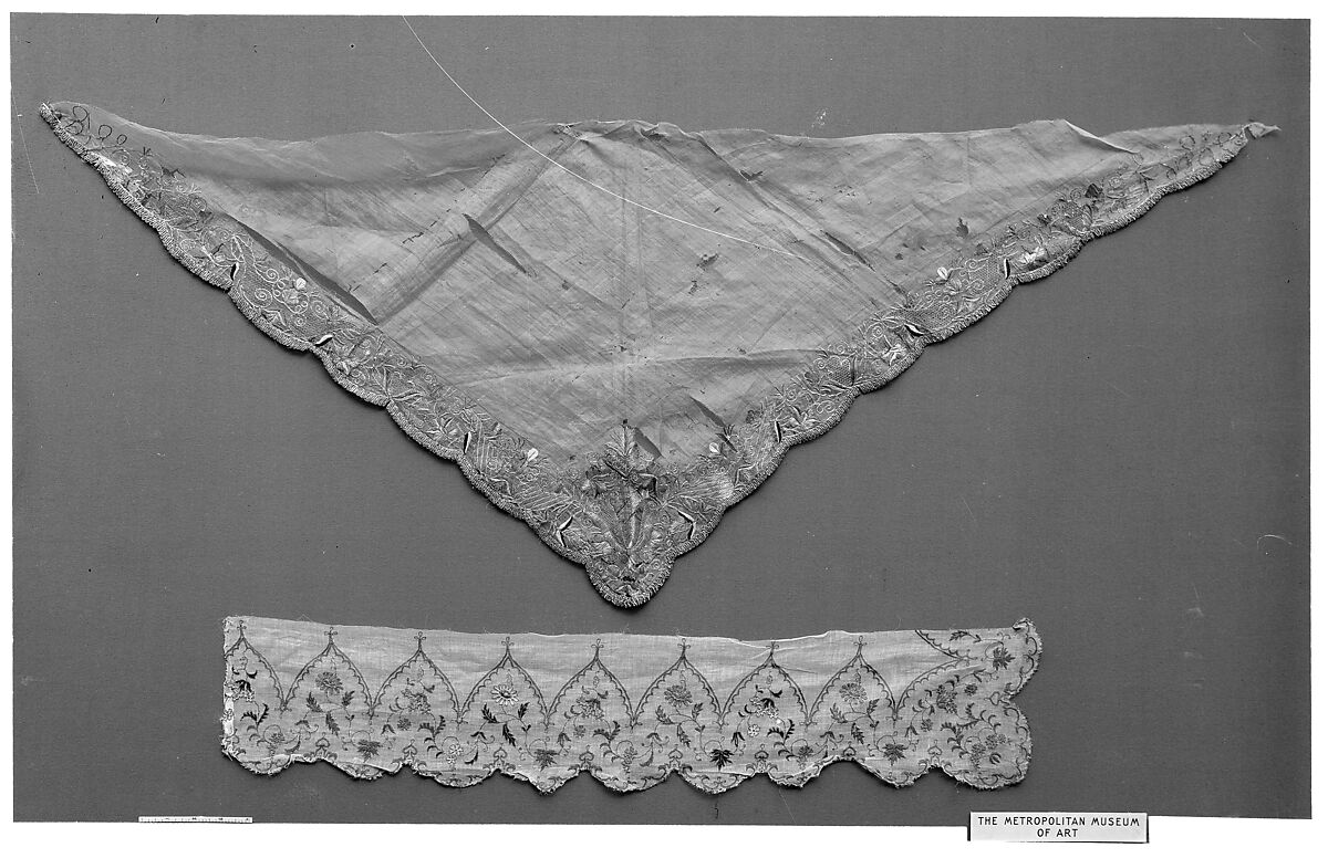 Textile Fragment, Silk, metal wrapped thread; plain weave, embroidered
