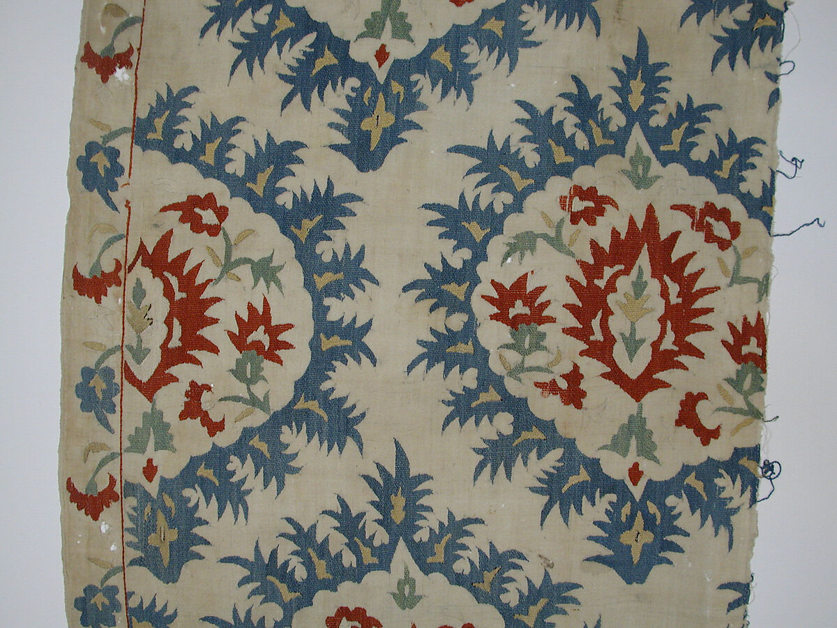Textile Fragment, Linen, silk; plain weave, embroidered