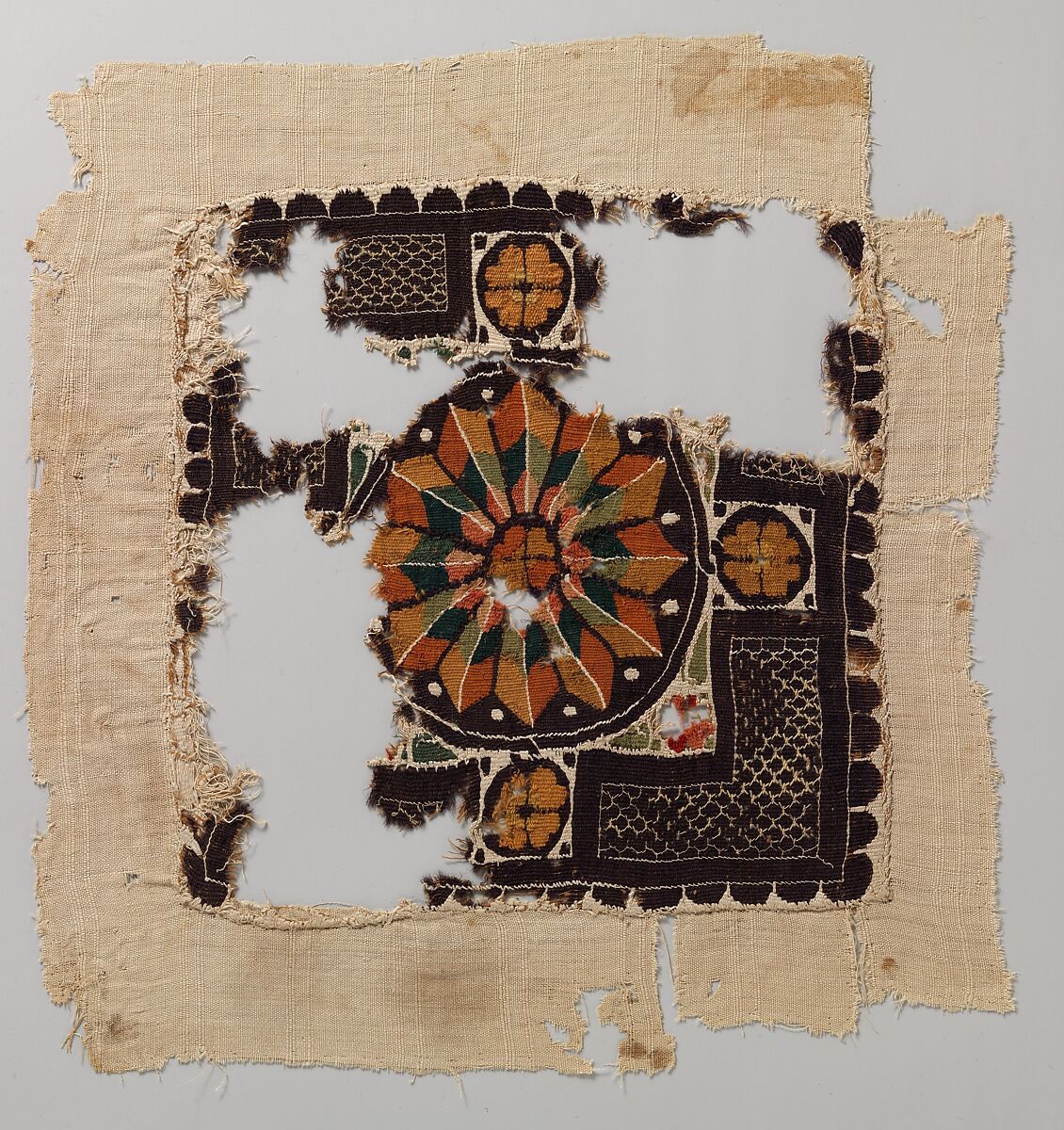 Textile Fragment, Wool, linen; plain weave, tapestry weave