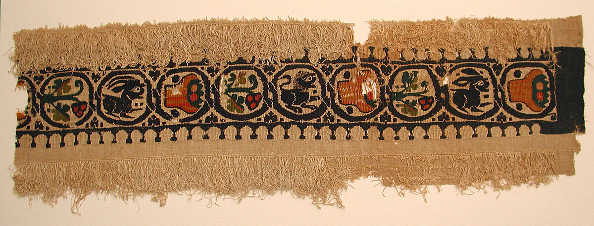 Textile Fragment, Wool, linen; plain weave, tapestry weave, weft loop weave 