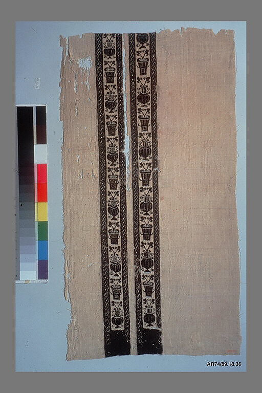 Fragment with Ornamental Bands of Vases with Leaves, Wool, linen; plain weave, tapestry weave 