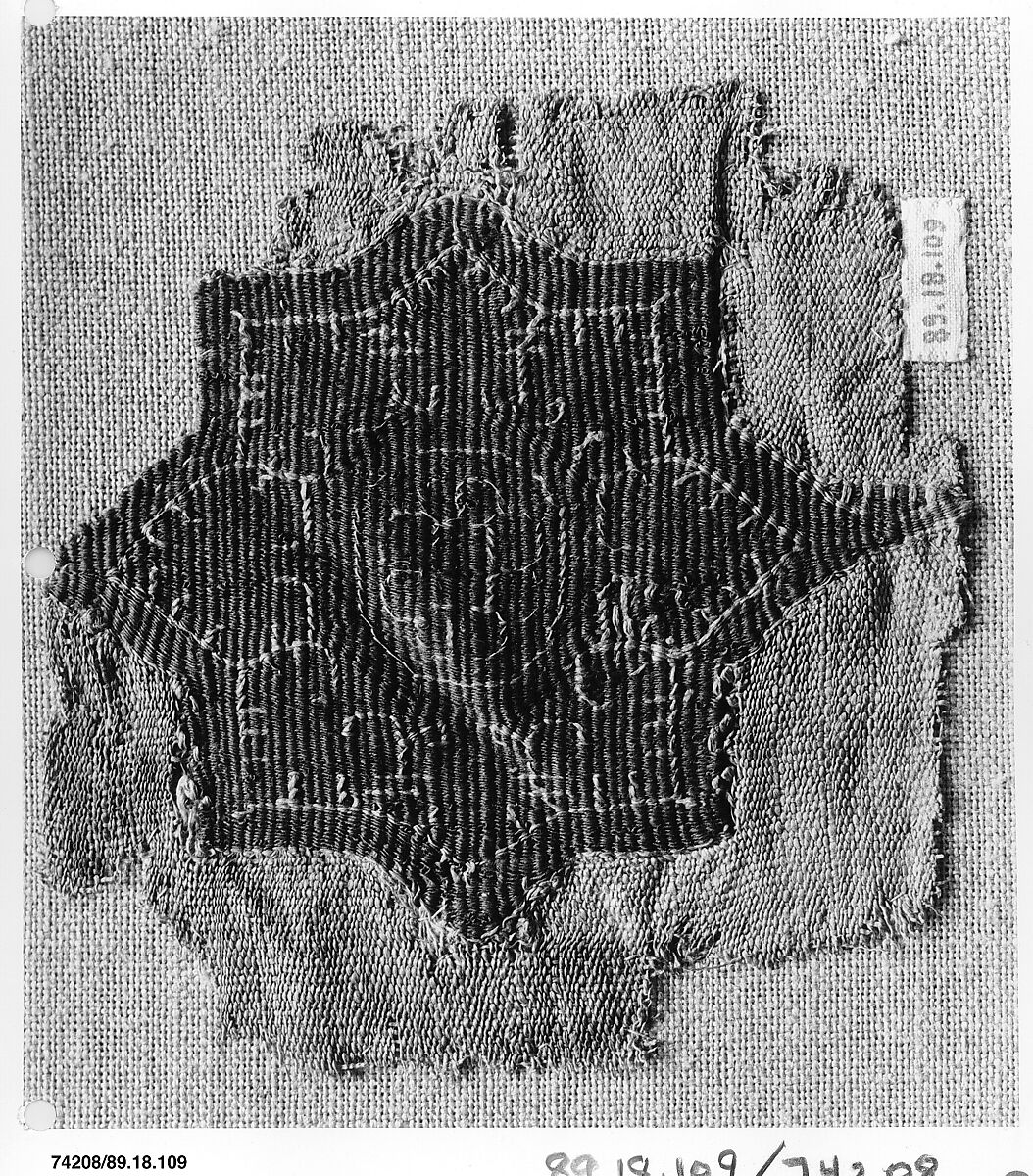 Textile Fragment, Wool, linen; plain weave, tapestry weave