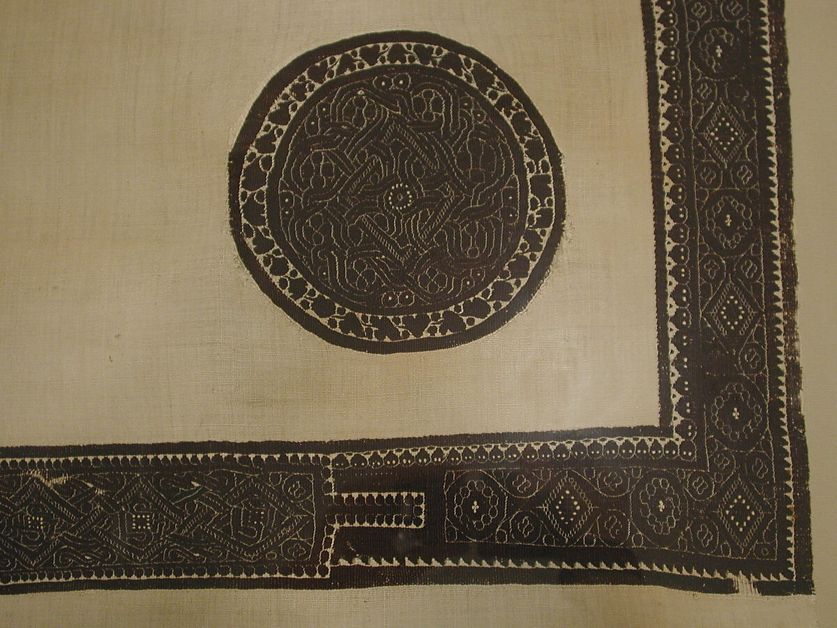 Fragment with Roundel and L-Shaped Band with Interlace Ornament, Wool, linen; plain weave, tapestry weave