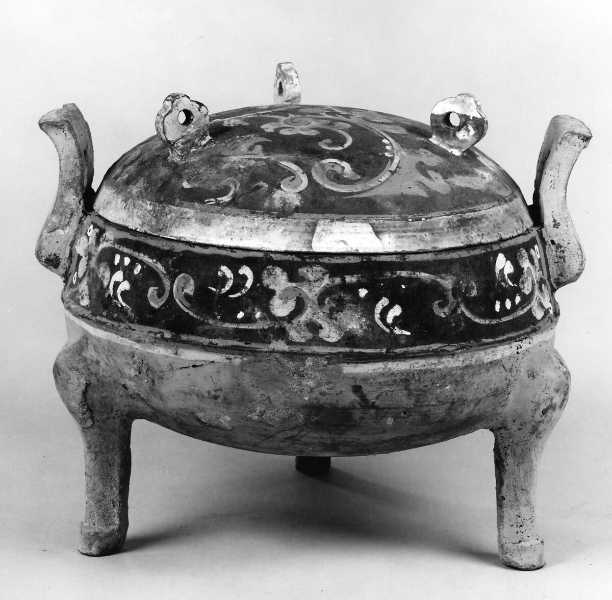 Tripod Cauldron (Ding), Earthenware with pigment, China 