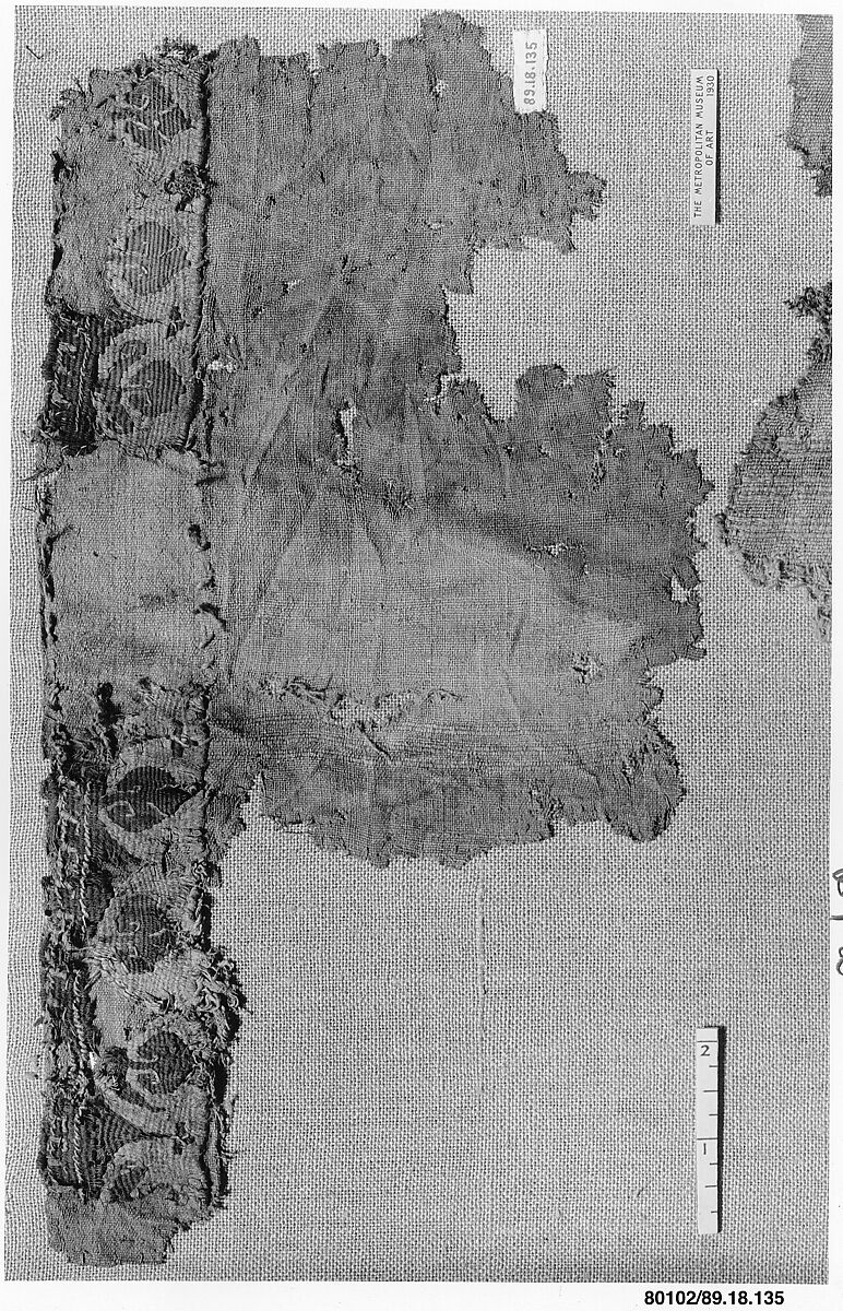 Textile Fragment, Wool, linen; plain weave, tapestry weave