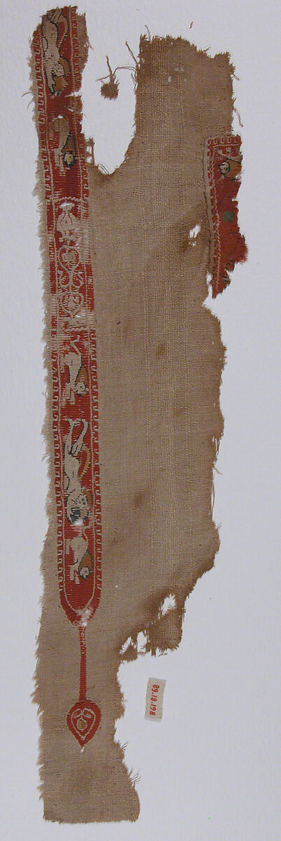 Tunic Fragment with Lions and Putti, Wool, linen; plain weave, tapestry weave 