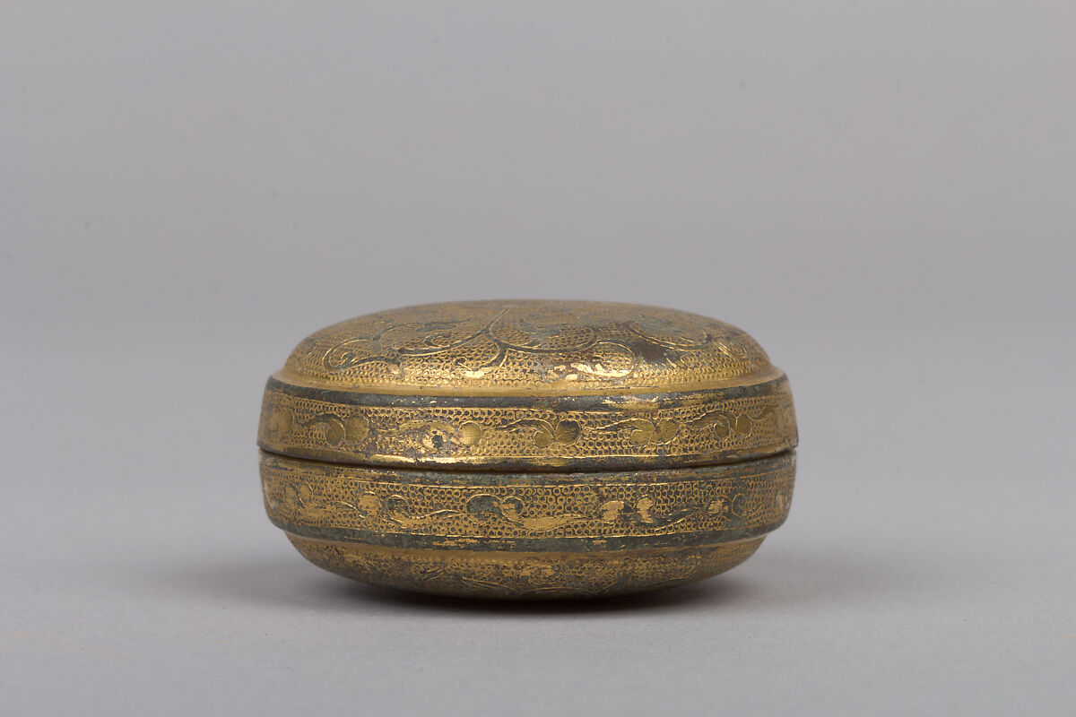 Cosmetic box, Gilt bronze, China