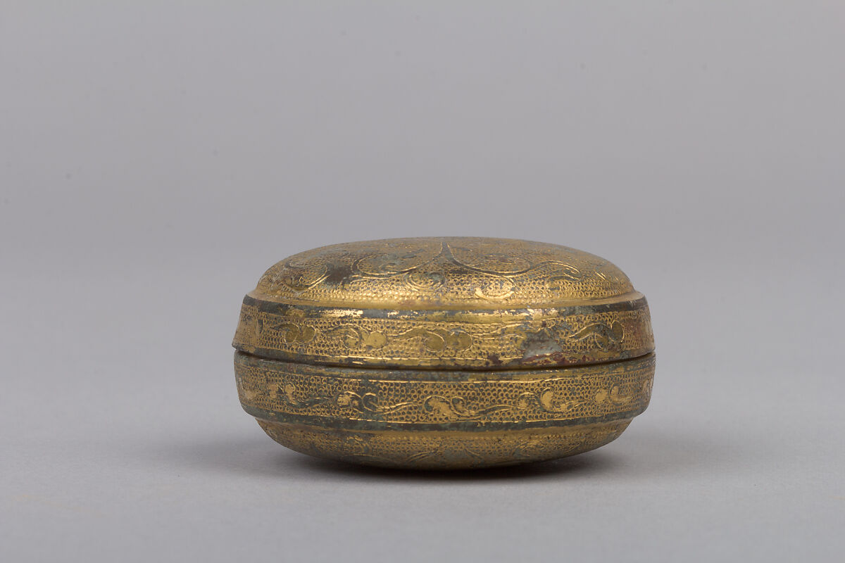 Cosmetic box, Gilt bronze, China