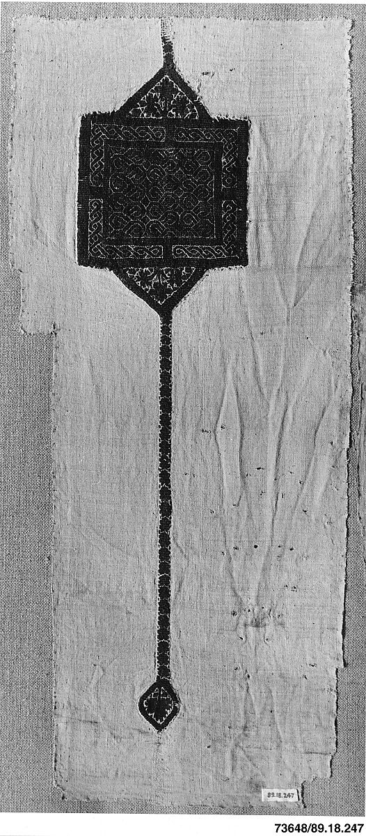 Textile Fragment, Wool, linen; plain weave, tapestry weave 