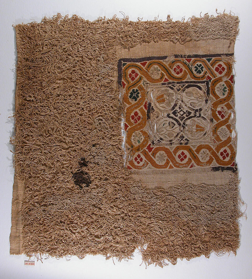 Textile Fragment, Wool, linen; plain weave, tapestry weave, weft loop weave 
