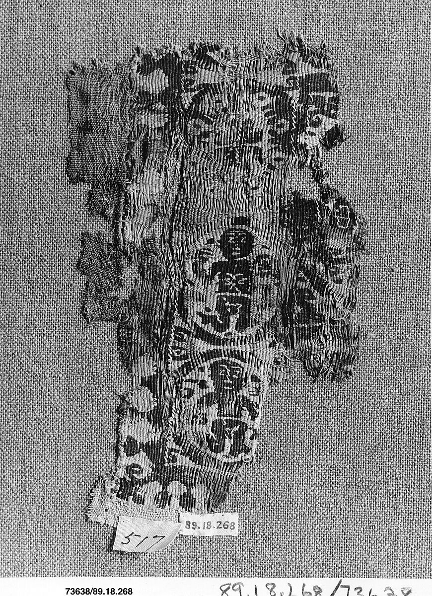 Textile Fragment, Wool, linen; plain weave, tapestry weave