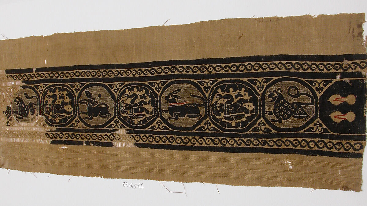 Textile Fragment, Wool, linen; plain weave, tapestry weave
