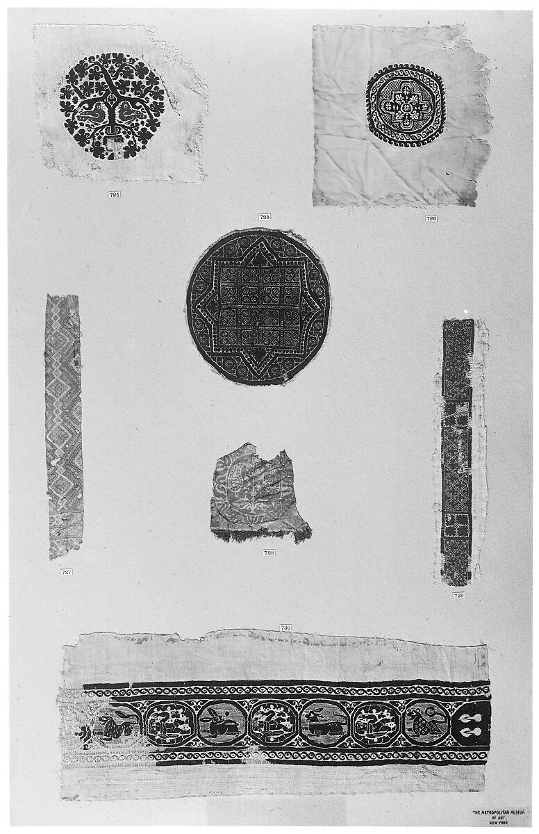 Textile Fragment, Wool, linen; plain weave, tapestry weave