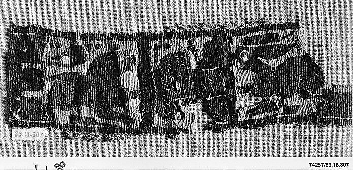 Textile Fragment, Wool, linen; plain weave, tapestry weave