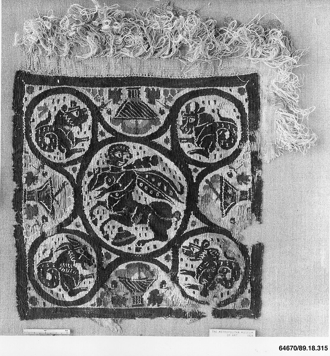 Textile Fragment, Wool, linen; plain weave, tapestry weave, weft loop weave