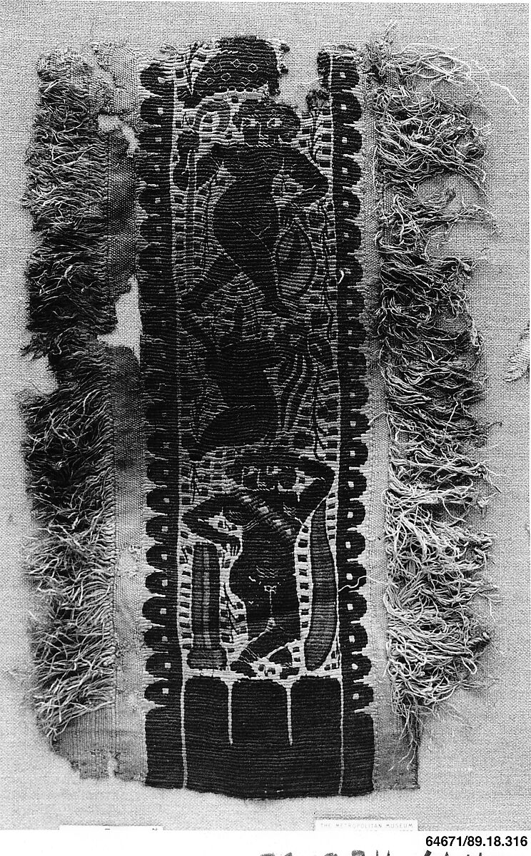 Textile Fragment, Wool, linen; plain weave, tapestry weave, weft loop weave (?)