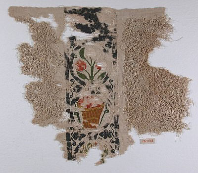 Fragment with a Band of Baskets and Plants and a Loop Pile, Wool, linen; plain weave, tapestry weave, weft loop weave