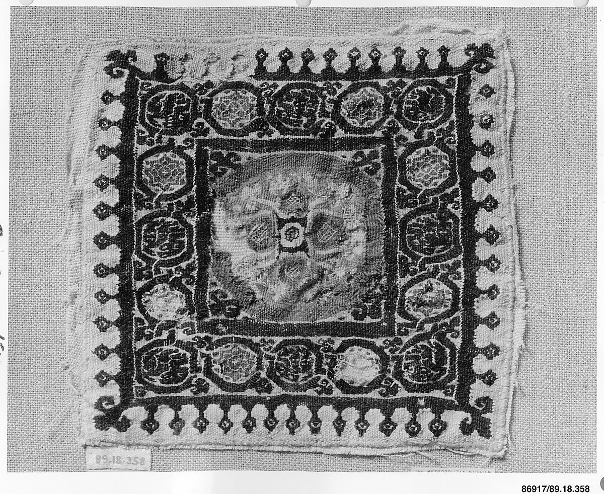 Textile Fragment, Wool, linen; tapestry weave