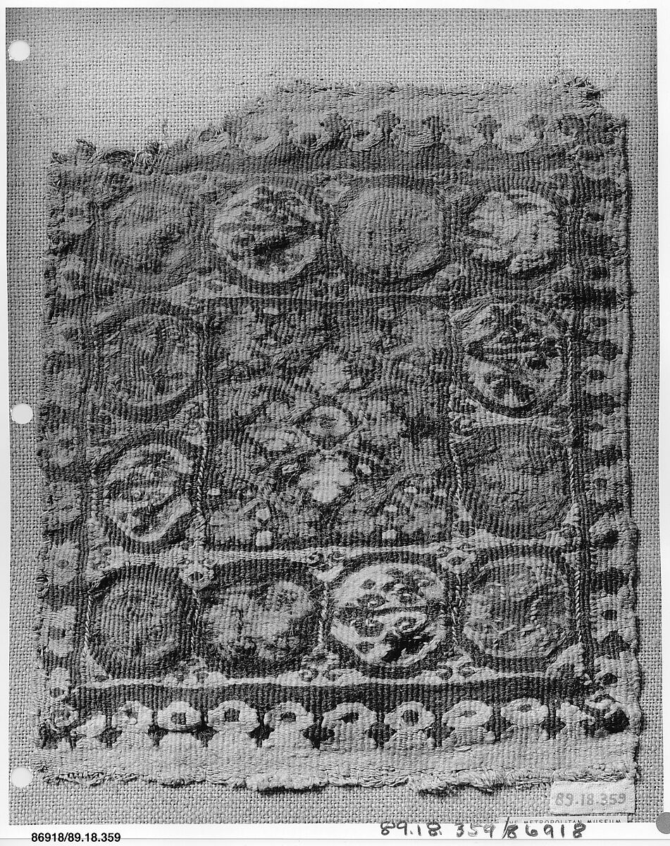 Ornamental Tapestry Panel, Wool, linen; plain weave, tapestry weave 