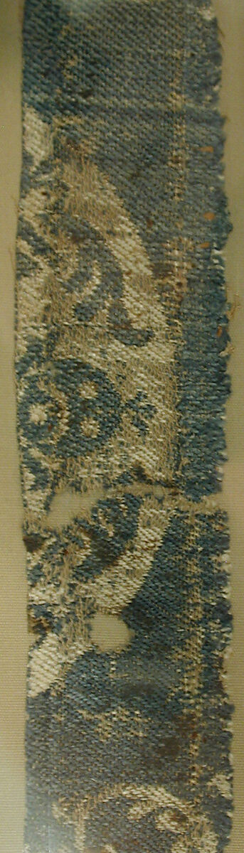 Textile Fragment, Silk, linen (?); samite (?)