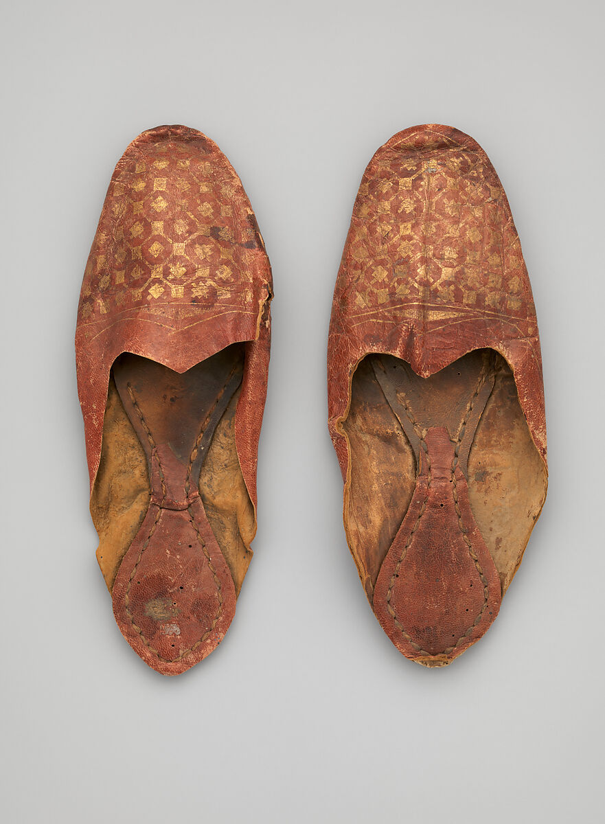 Leather Shoe with Gilded Decoration, Leather; gilded 