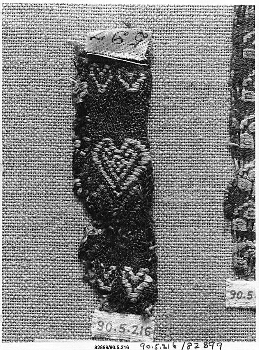 Fragment of a Band, Wool, linen; tapestry weave