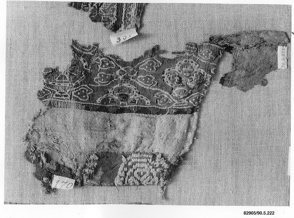 Fragment of a Sleeve, Wool, linen; plain weave, tapestry weave