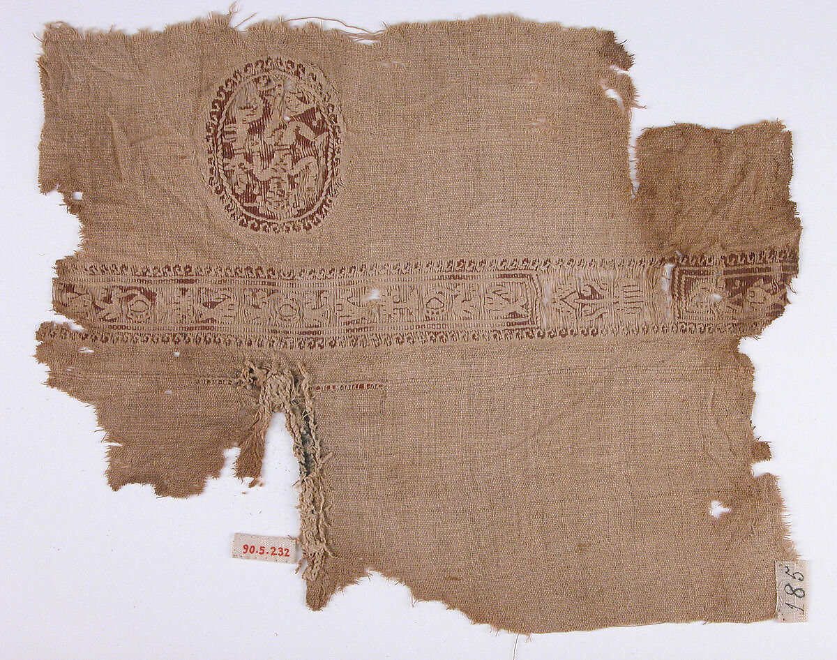 Fragment of a Tunic, Wool, linen; plain weave, tapestry weave
