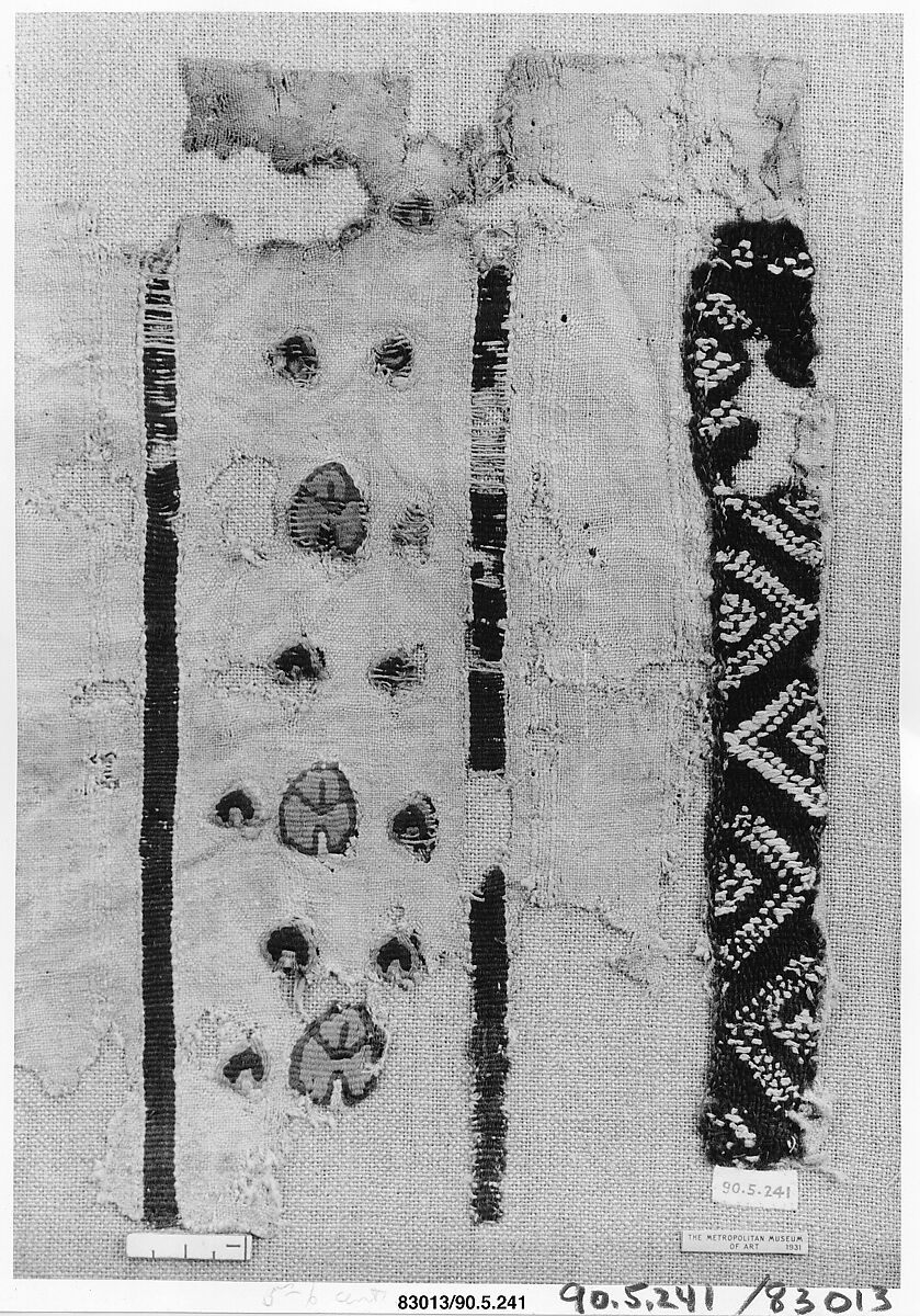 Textile Fragment, Wool, linen; plain weave, tapestry weave