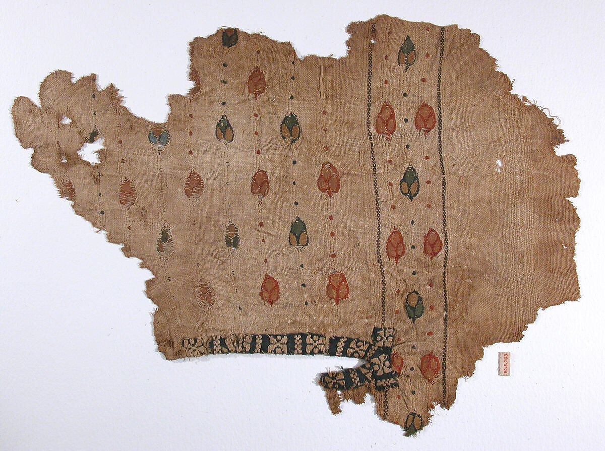 Textile Fragment, Wool, linen; plain weave, tapestry weave