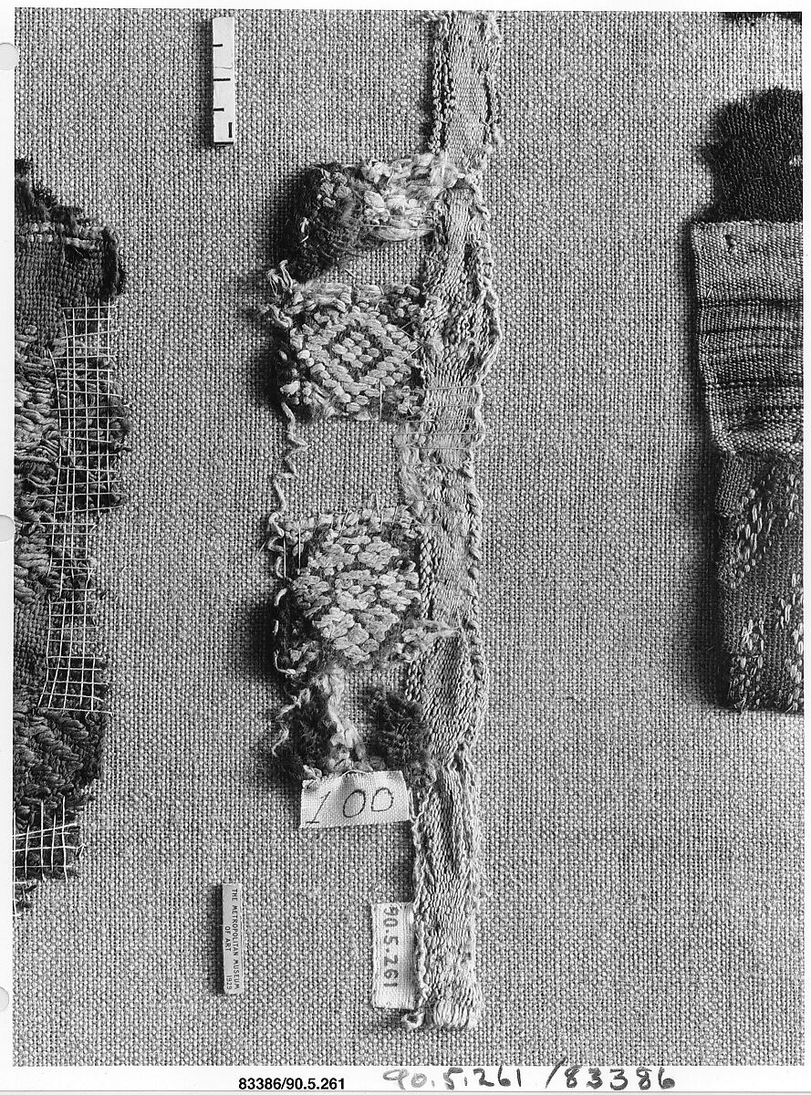 Fragment of a Border, Wool, linen; plain weave, tapestry weave 