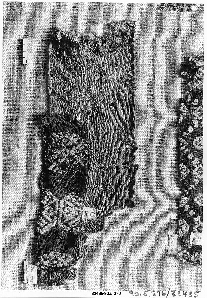 Textile Fragment, Wool, linen; plain weave, tapestry weave (?) 