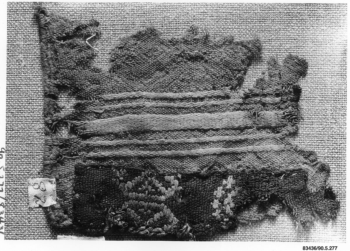 Textile Fragment, Wool, linen; plain weave, tapestry weave (?) 