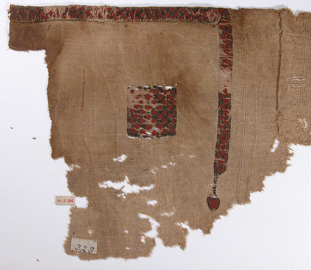 Fragment of a Tunic, Wool, linen; plain weave, tapestry weave