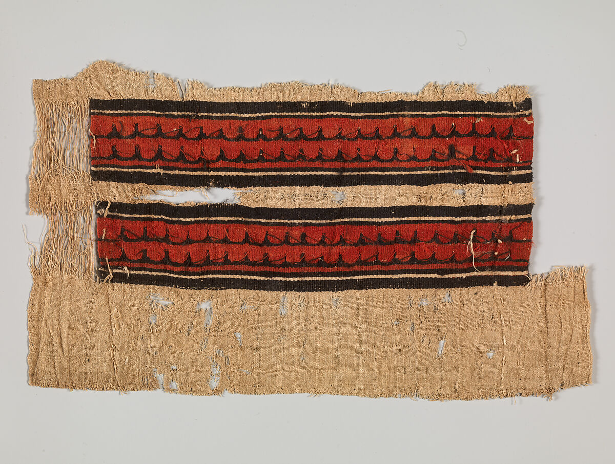 Fragment of a Sleeve, Wool, linen; plain weave, tapestry weave