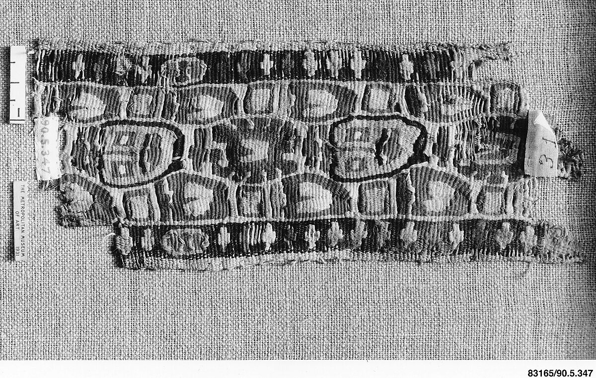 Textile Fragment, Wool, linen; plain weave, tapestry weave