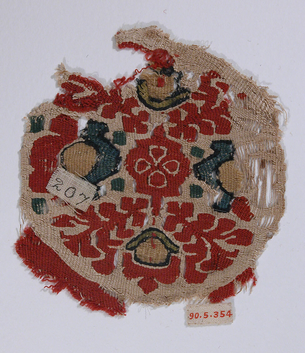Textile Fragment, Wool, linen; plain weave, tapestry weave