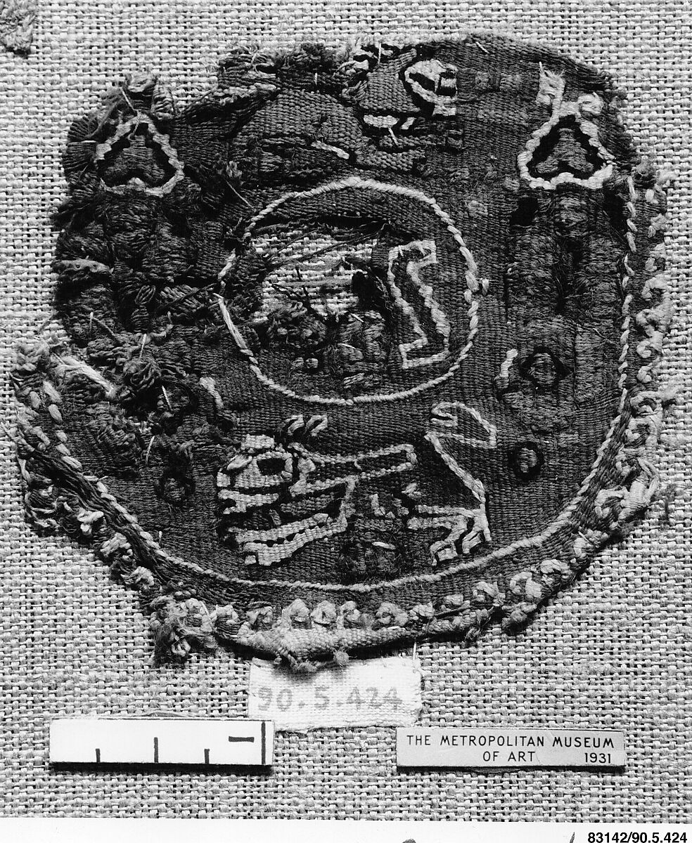 Textile Fragment, Wool, linen; plain weave, tapestry weave