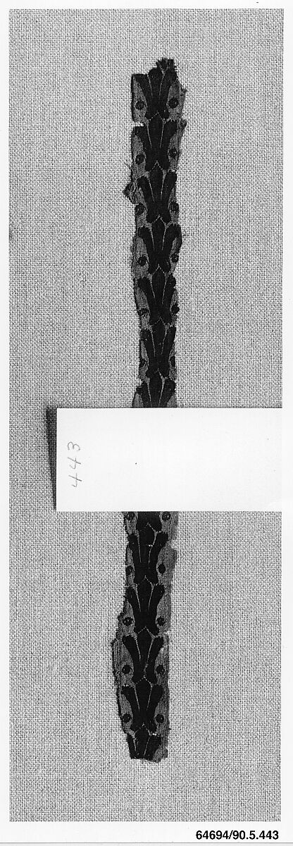 Textile Fragment, Wool, linen; plain weave, tapestry weave