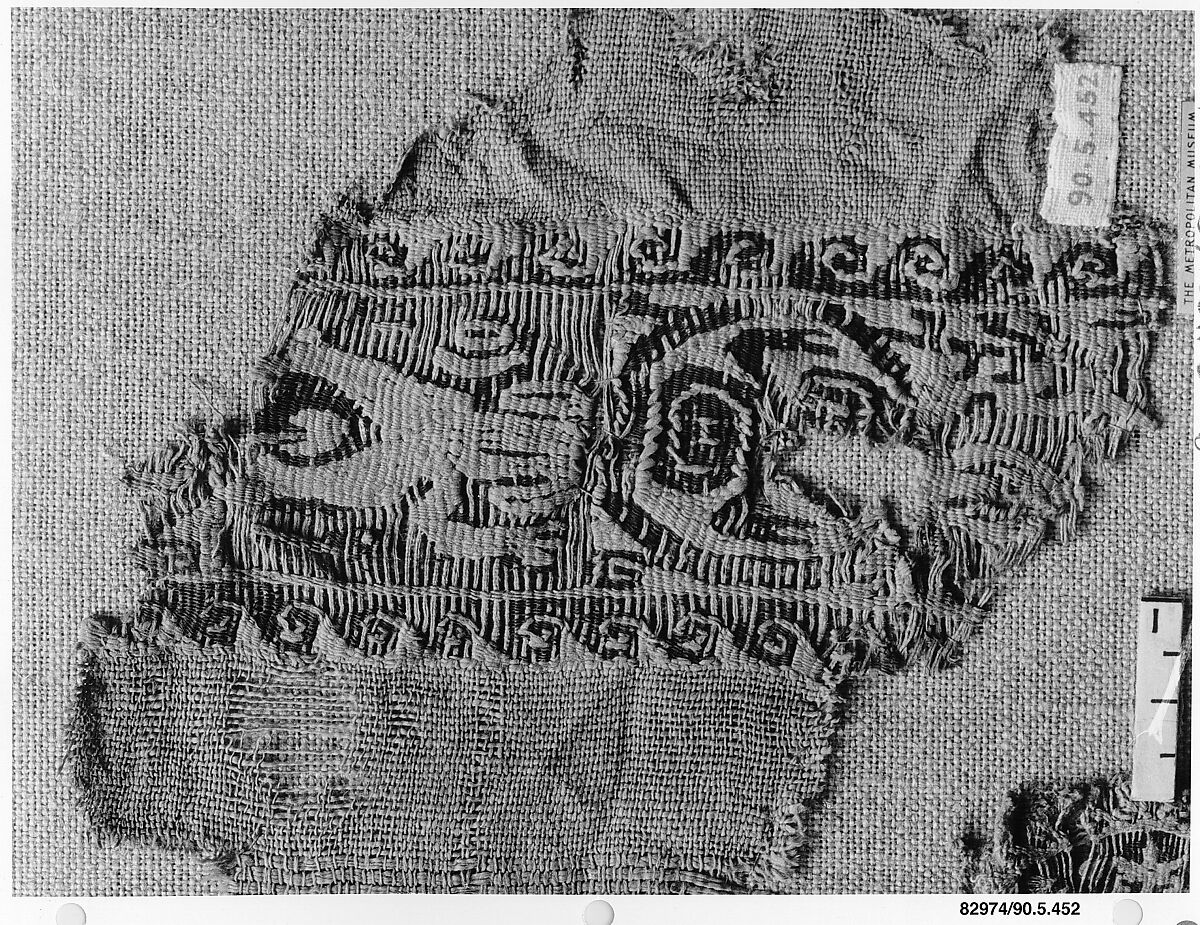 Textile Fragment, Wool, linen; plain weave, tapestry weave