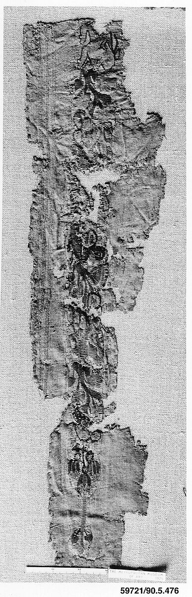 Textile Fragment, Wool, linen; plain weave, tapestry weave