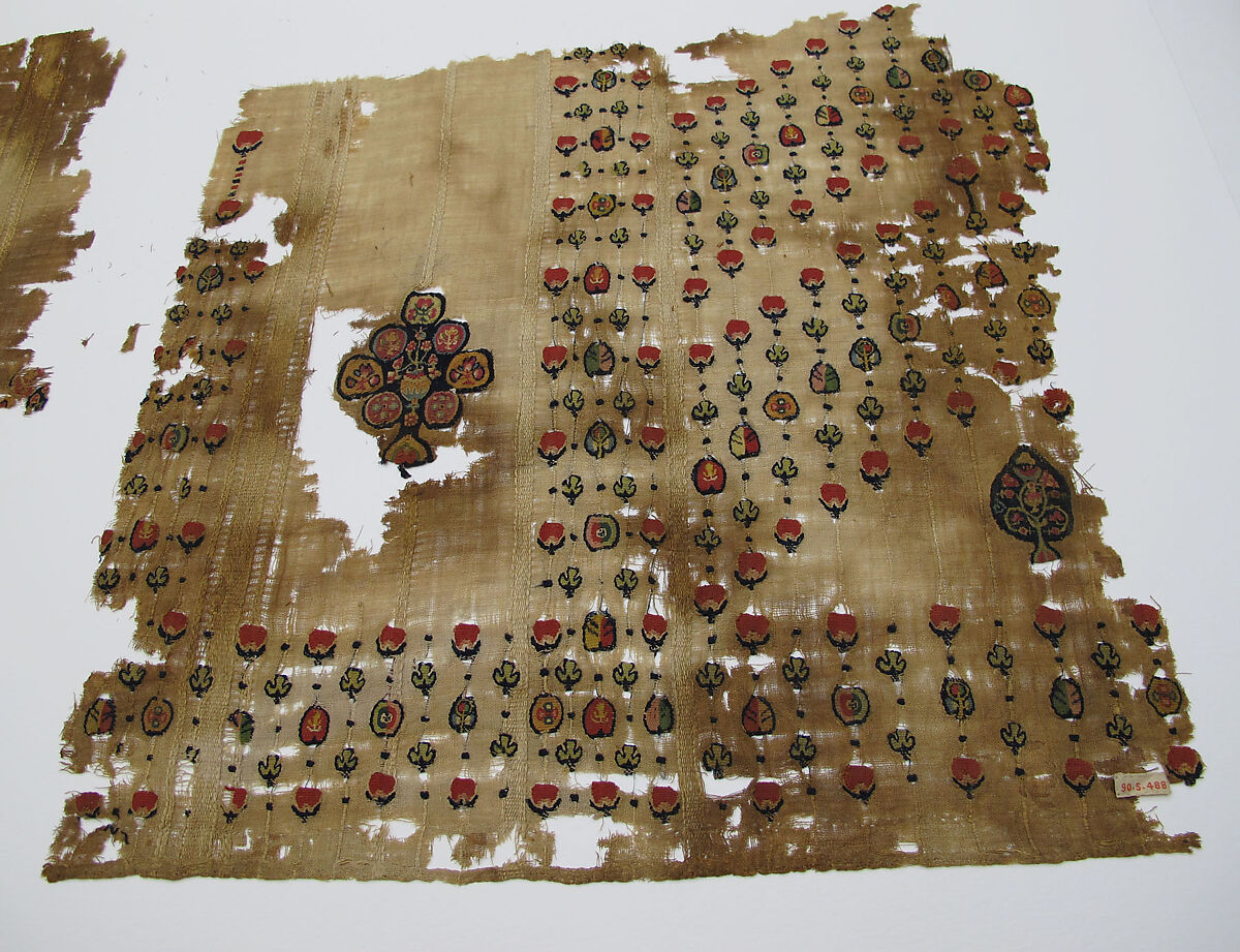 Fragment with Scattered Pattern, Wool, linen; plain weave, tapestry weave