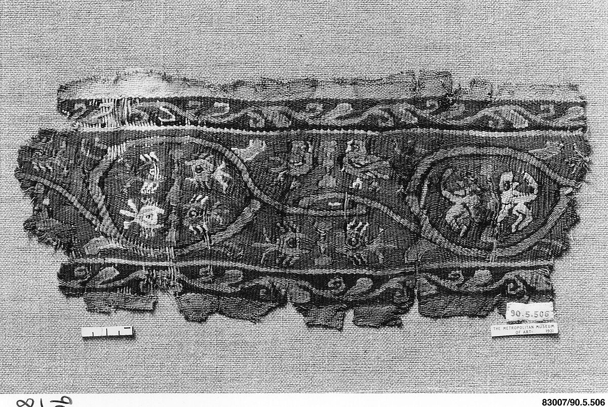 Textile Fragment, Wool, linen; plain weave, tapestry weave