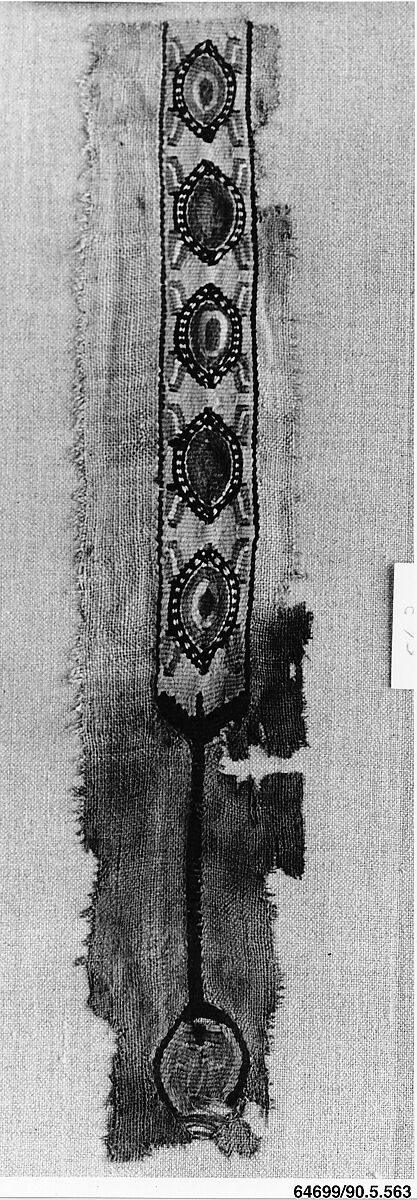 Textile Fragment, Wool, linen; plain weave, tapestry weave