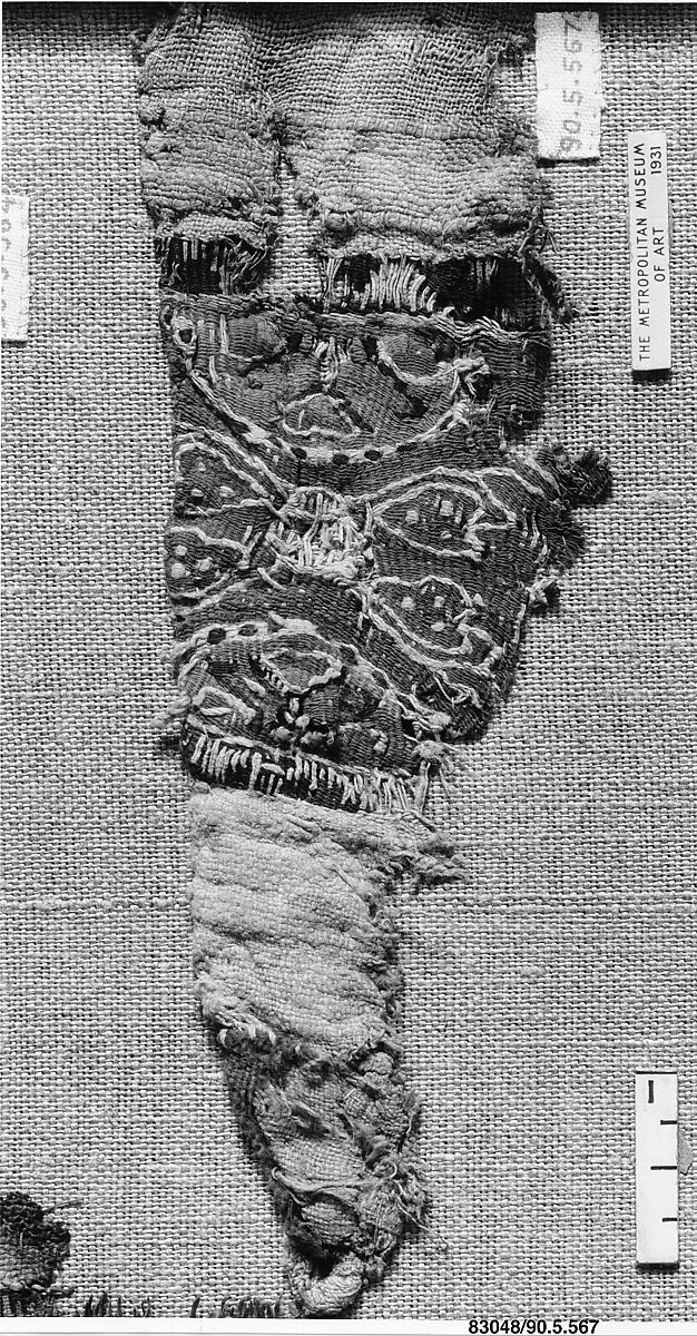 Textile Fragment, Wool, linen; plain weave, tapestry weave 